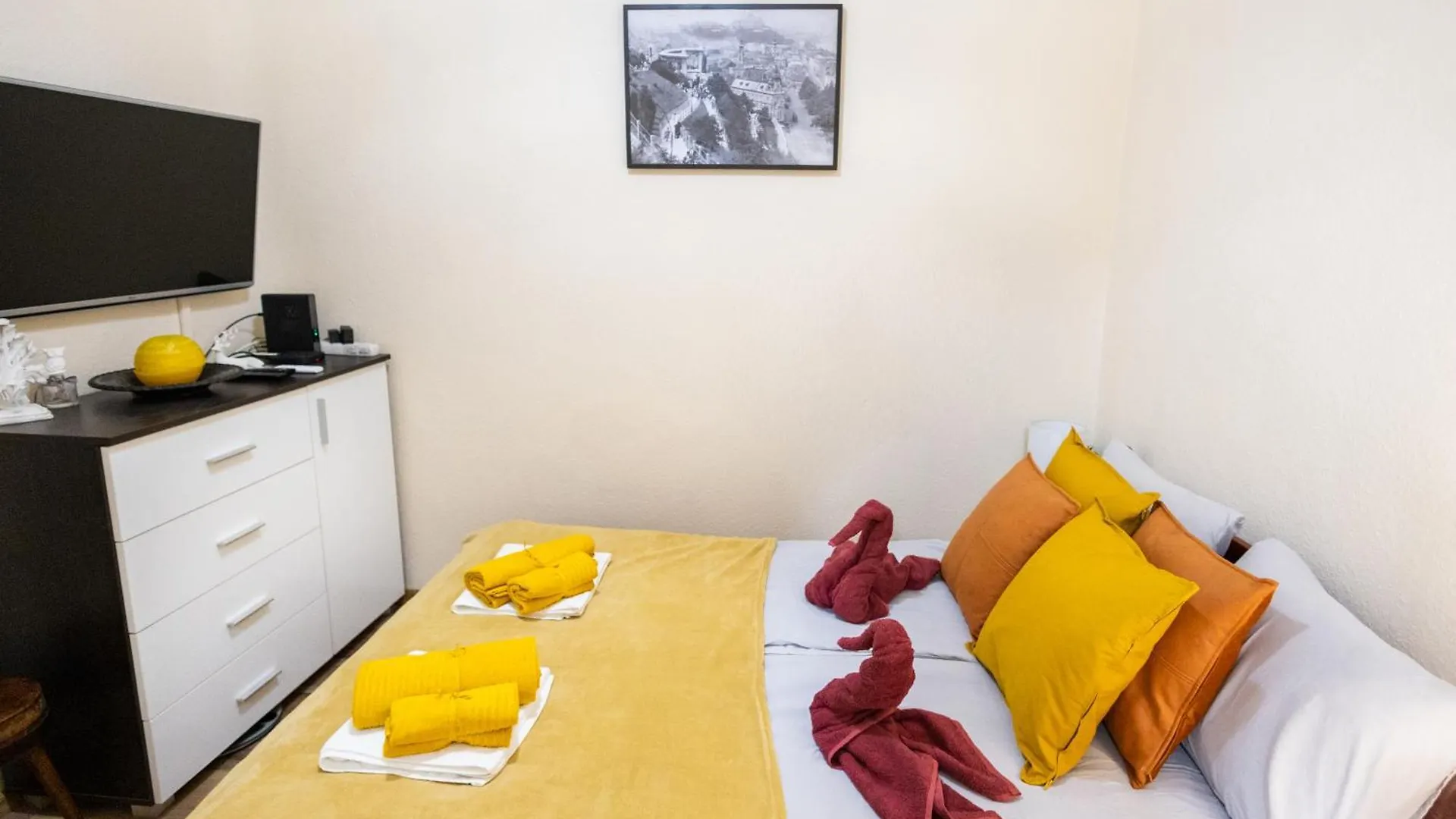 Sunhill Apartment Next To The Buda Castle Budapest