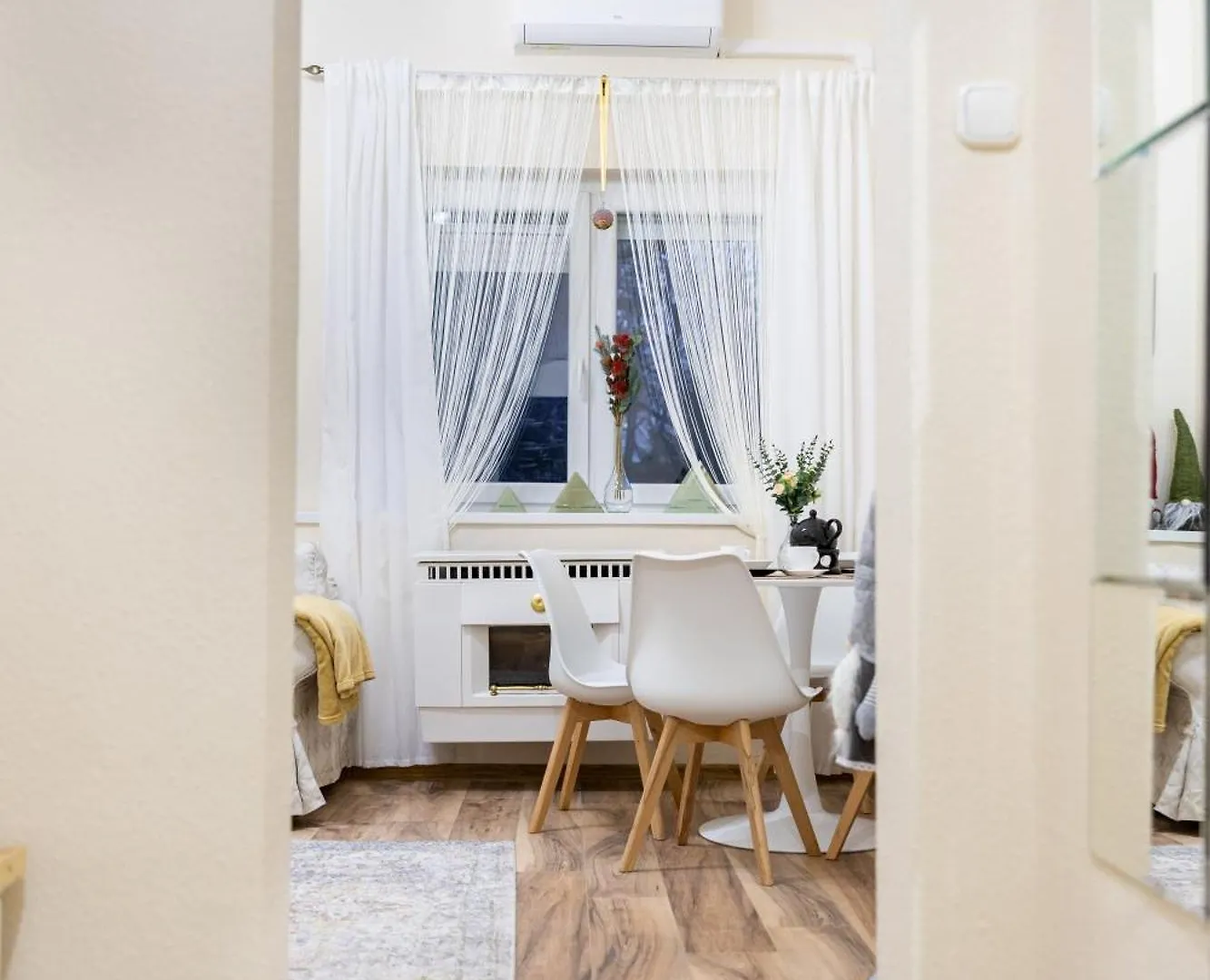 Sunhill Apartment Next To The Buda Castle Budapest Hungary